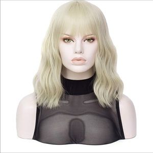 🆕️ Wavy Shoulder Length Heat Resistant Wig Blonde